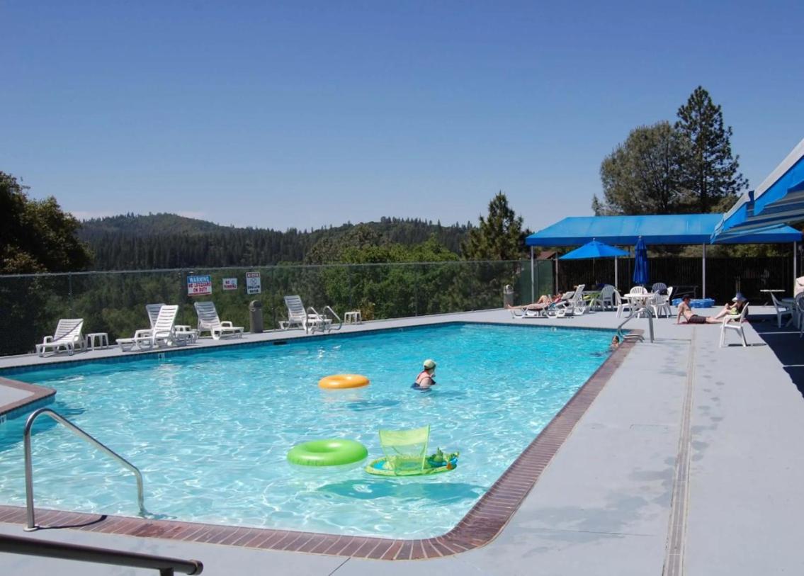 Breckenridge Chalet Near Yosemite. Dog Friendly! Groveland Buitenkant foto